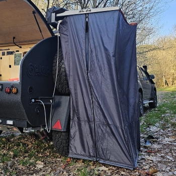 Dropland by Drop Campers Shower